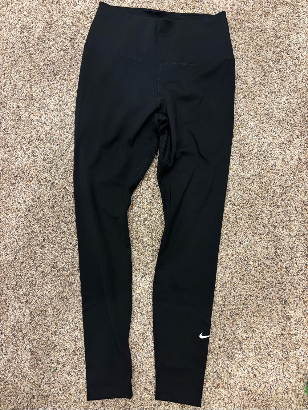 Nike Women’s Black High-Rise Performance Leggings